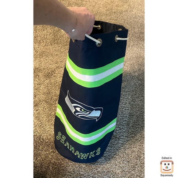 Seattle Seahawks Drawstring Bag / Backpack - Picture 4 of 5